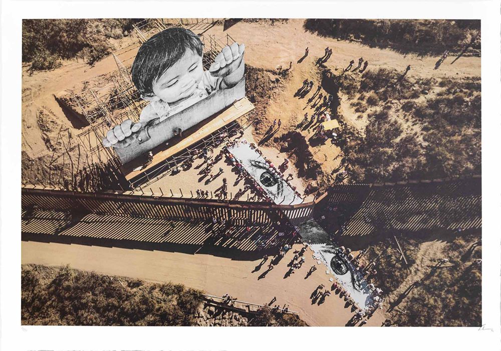 Migrants, Mayra, Picnic across border, Gen. View