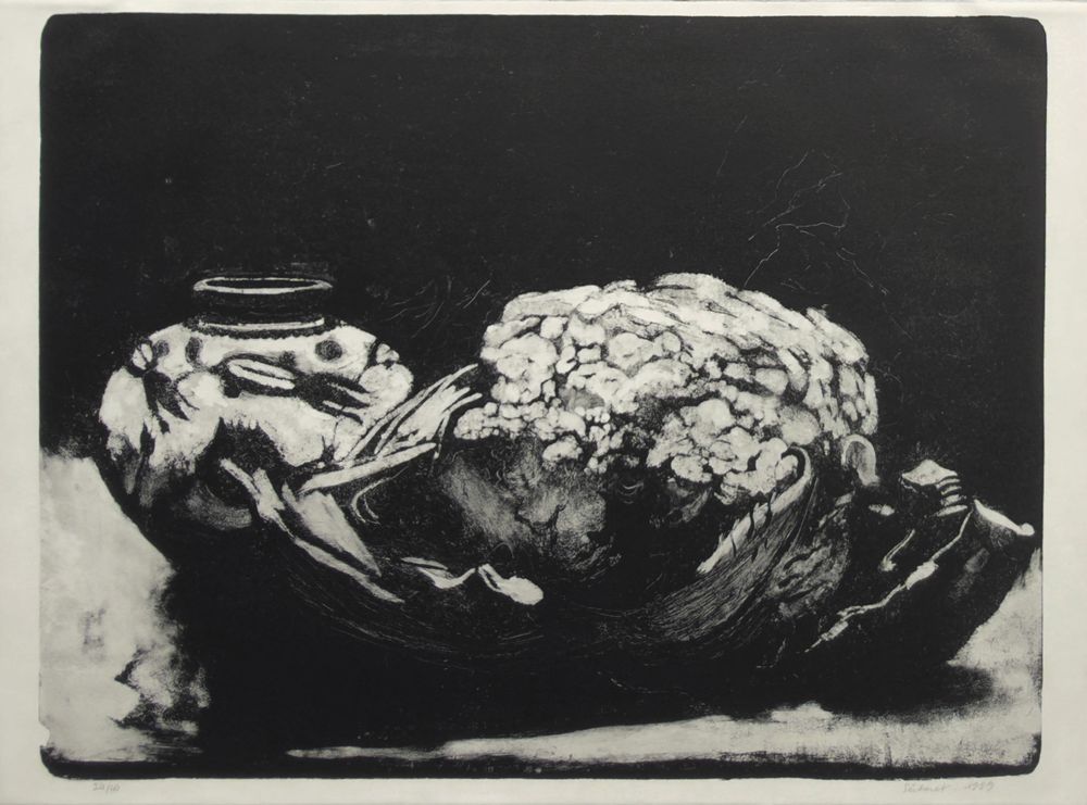 Vase et chou-fleur