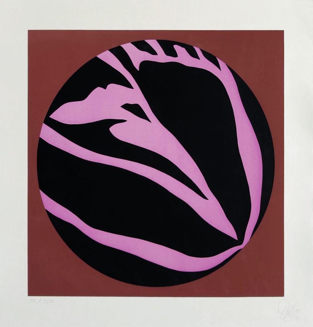 Pink and brown oculus