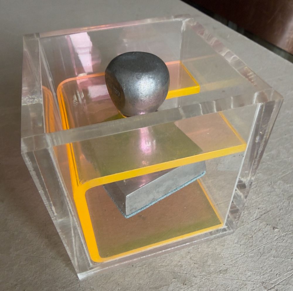 Stempel Communicate or Die - Série Objekte