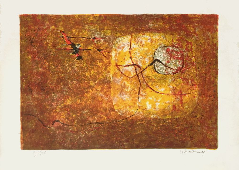 Vol d'oiseaux dans le soleil