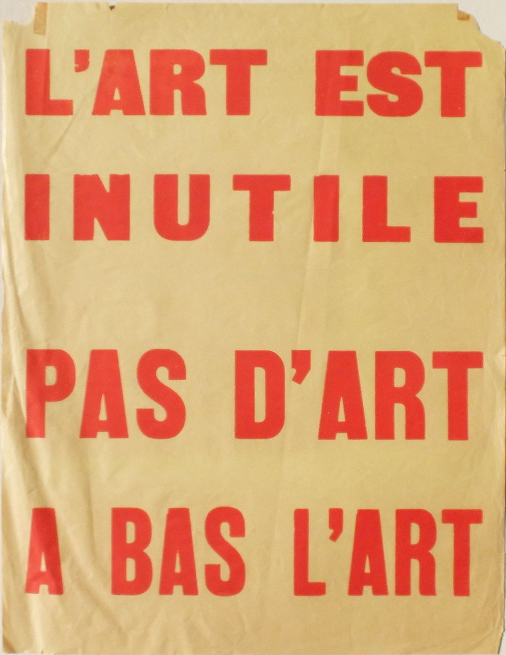 L'Art est inutile