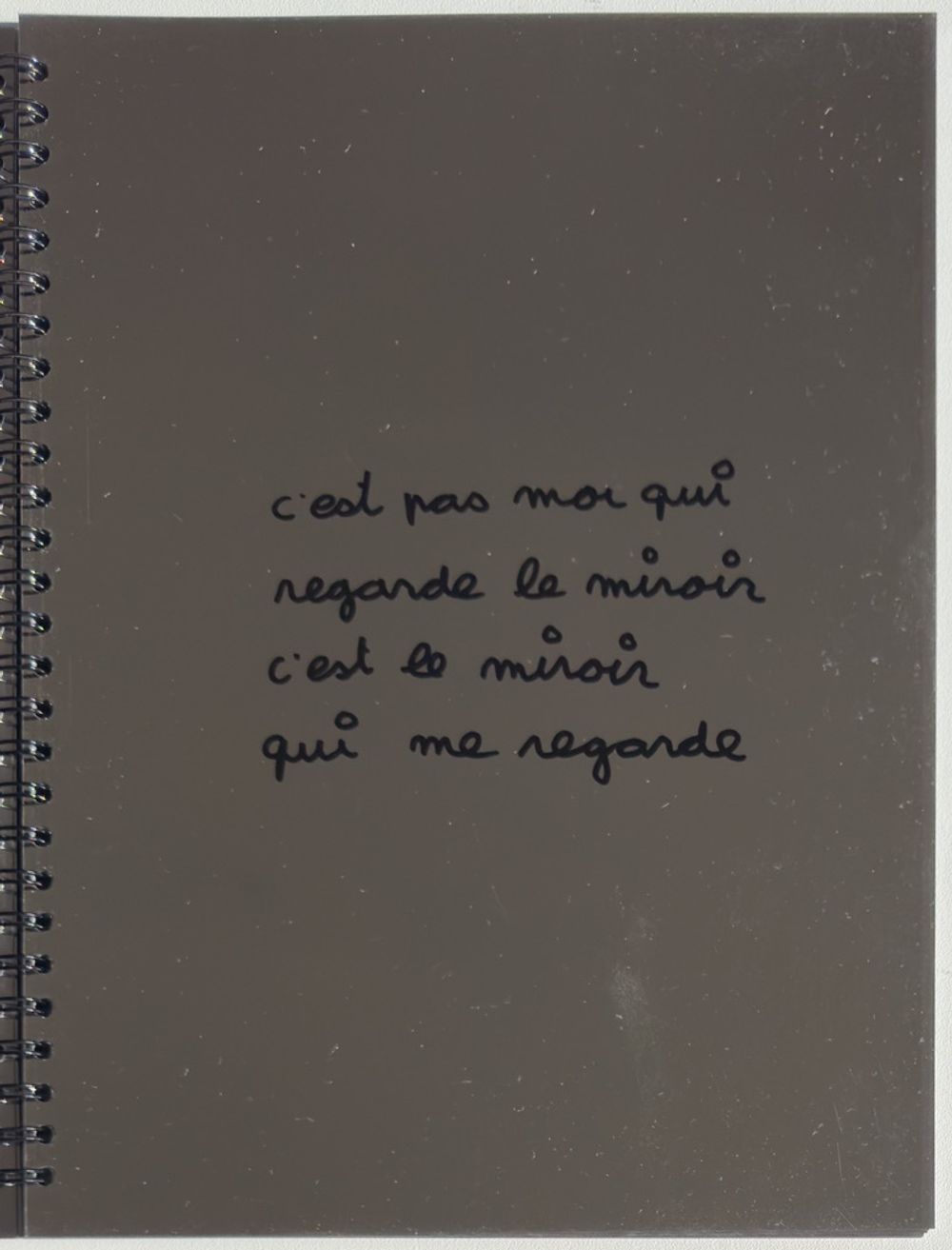 Sept ans de bonheur - Livre objet avec miroir + dessin et peigne — vue 4