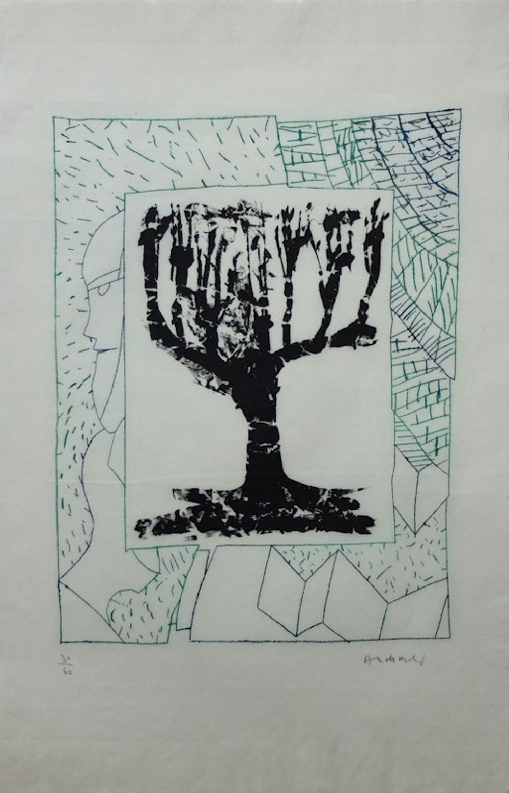 Arbre central, au vert